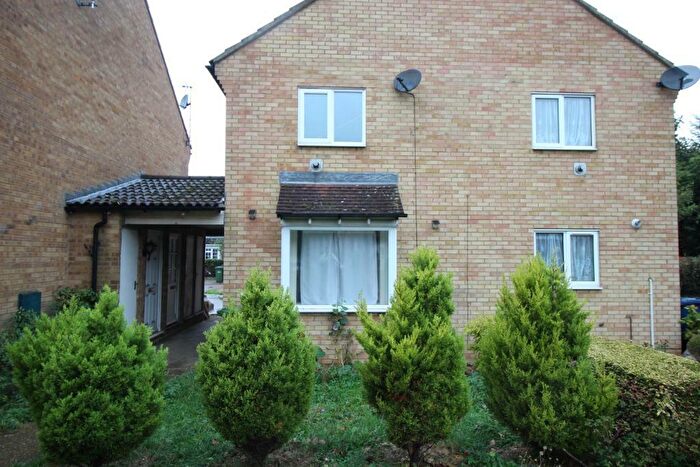 2 Bedroom Semi-Detached House To Rent In Ashton Gardens, Huntingdon, PE29