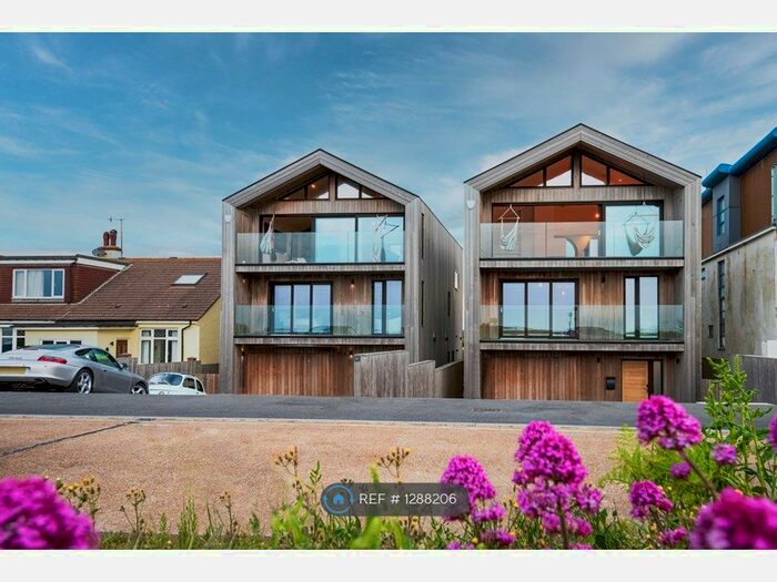 4 Bedroom Detached House To Rent In West Beach, Shoreham-By-Sea, BN43