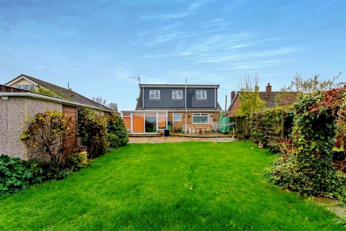 4 Bedroom Detached Bungalow For Sale In Smeeth Road, Marshland St. James, Wisbech, PE14