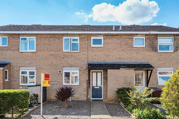 3 Bedroom Terraced House To Rent In Kidlington, Oxfordshire, OX5