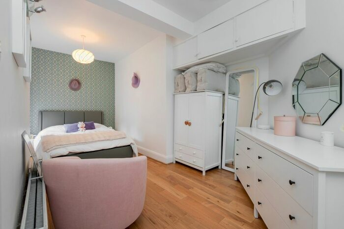 1 Bedroom Flat To Rent In York Buildings, Covent Garden, London, WC2N