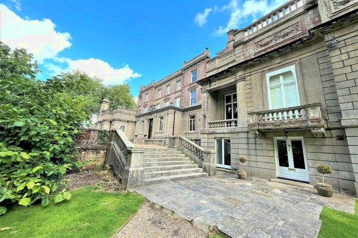 3 Bedroom Flat To Rent In Brambridge, SO50