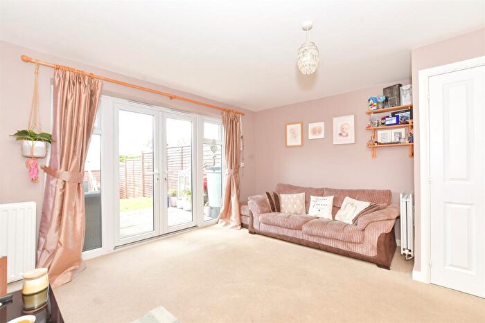 2 Bedroom Terraced House For Sale In Beckless Avenue, Clanfield, Waterlooville, Hampshire, PO8
