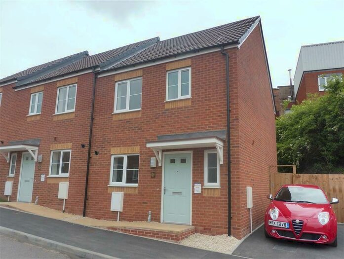3 Bedroom End Of Terrace House To Rent In Bottle Kiln Rise, Brierley Hill, DY5