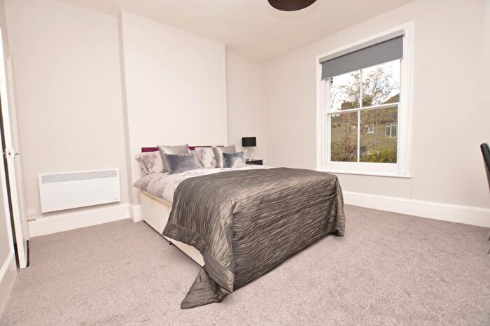 Studio To Rent In Ethelbert Road Bromley, BR1