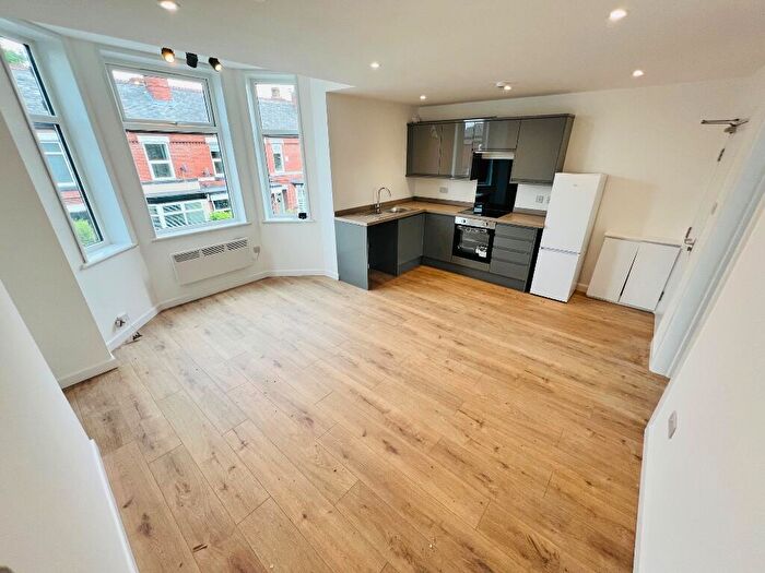1 Bedroom Flat To Rent In Gloucester Road, Urmston, M41