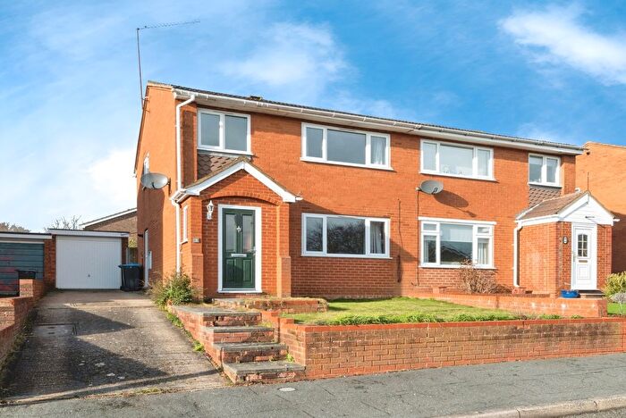 3 Bedroom Semi Detached House For Sale In Perth Close, Bletchley, Milton Keynes, Buckinghamshire, MK3