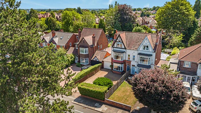 4 Bedroom Semi-Detached House For Sale In Penns Lane, Sutton Coldfield, B72