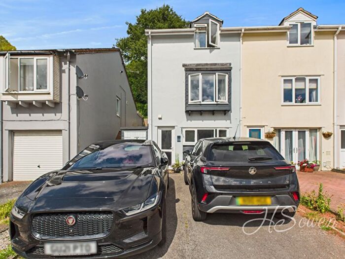 3 Bedroom End Of Terrace House For Sale In Fowey Avenue, Shiphay, Torquay, TQ2