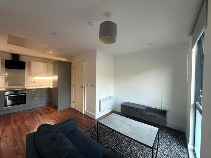 1 Bedroom Apartment To Rent In Great Central, Sheffield, Yorkshire, S3