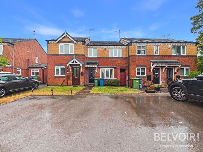 3 Bedroom Town House To Rent In Astoria Drive, Rising Brook, Stafford, ST17