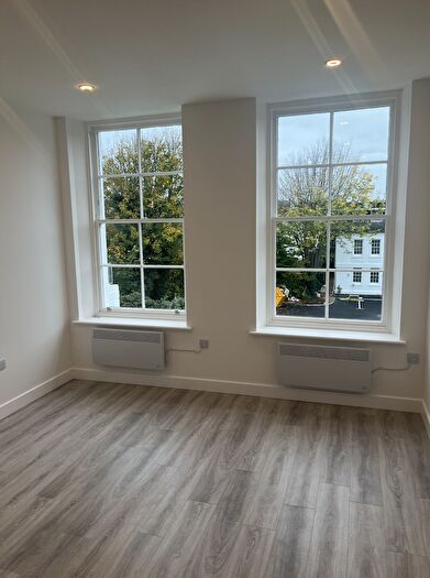 1 Bedroom Apartment To Rent In Hartington Place, Eastbourne, East Sussex, BN21