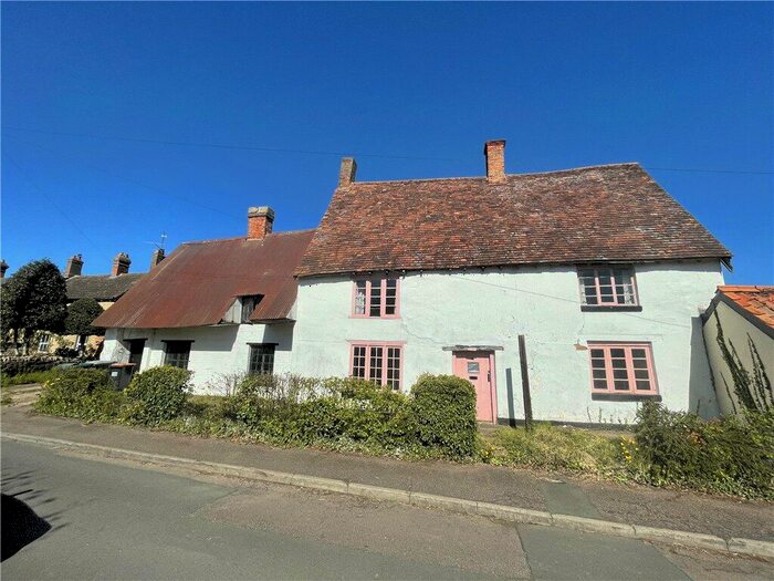 4 Bedroom Cottage For Sale In Warwick Cottage, Silver Street, Stevington, MK43
