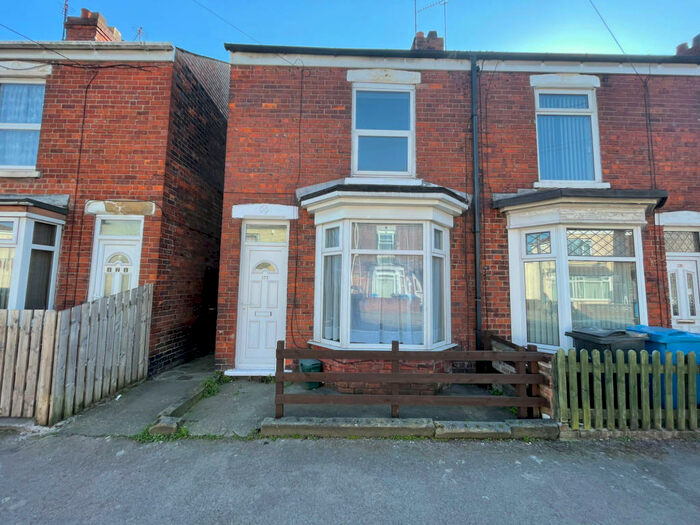 2 Bedroom End Of Terrace House To Rent In Buckingham Street, Hull, Yorkshire, HU8