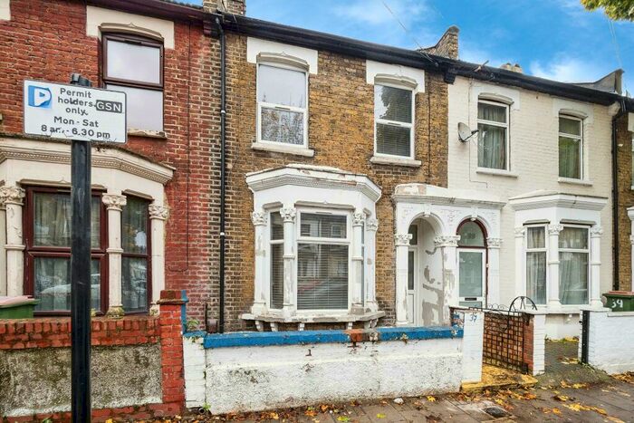 3 Bedroom Terraced House To Rent In Henderson Road, E7