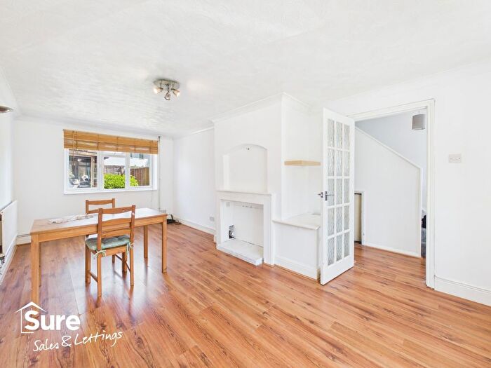 3 Bedroom Terraced House To Rent In Hillary Road, Hemel Hempstead, Hertfordshire, HP2