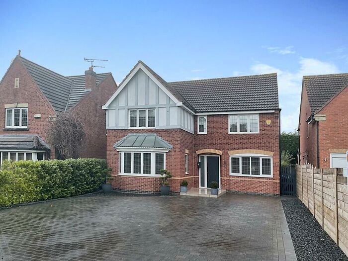4 Bedroom Detached House For Sale In Henson Lane, Upper Saxondale, Nottingham, NG12
