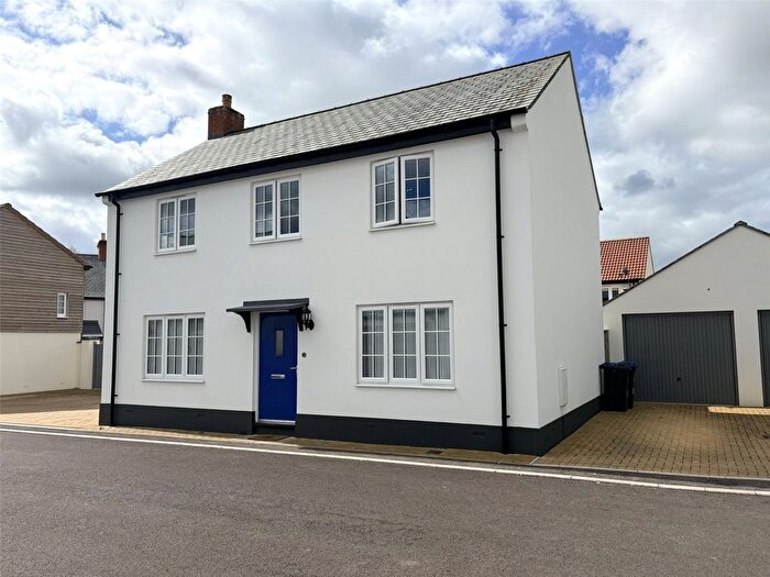 3 Bedroom Detached House For Sale In Bristle Grove, Mere, Warminster, Wiltshire, BA12