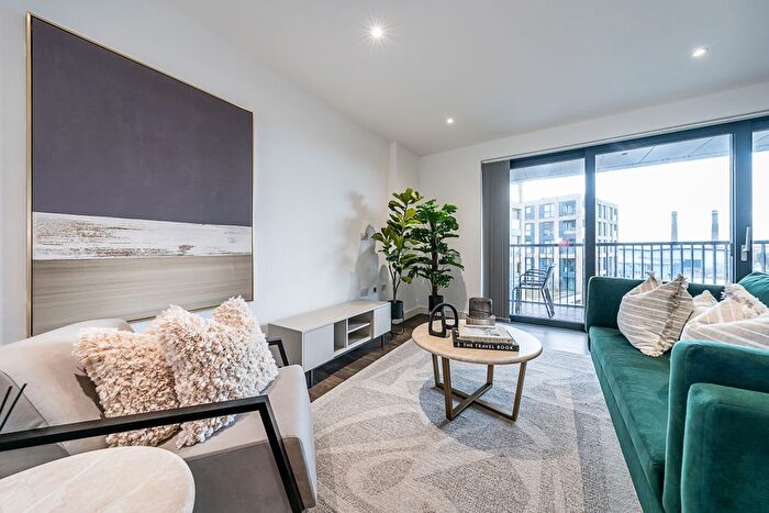 1 Bedroom Flat To Rent In Watteau Square, Croydon, CR0