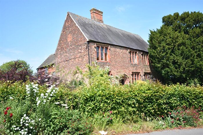 4 Bedroom Farm House For Sale In Main Street, Kneesall, NG22