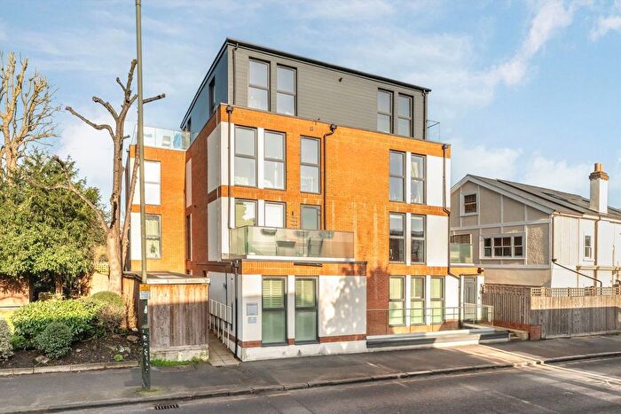 2 Bedroom Flat For Sale In Worple Road, Wimbledon, SW19