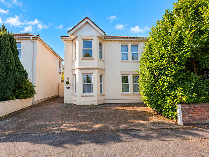 4 Bedroom Detached House For Sale In Gerald Road, Bournemouth, Dorset, BH3