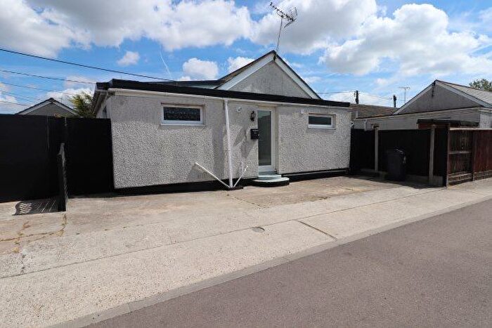 3 Bedroom Detached Bungalow To Rent In Buick Avenue, Clacton-On-Sea, CO15