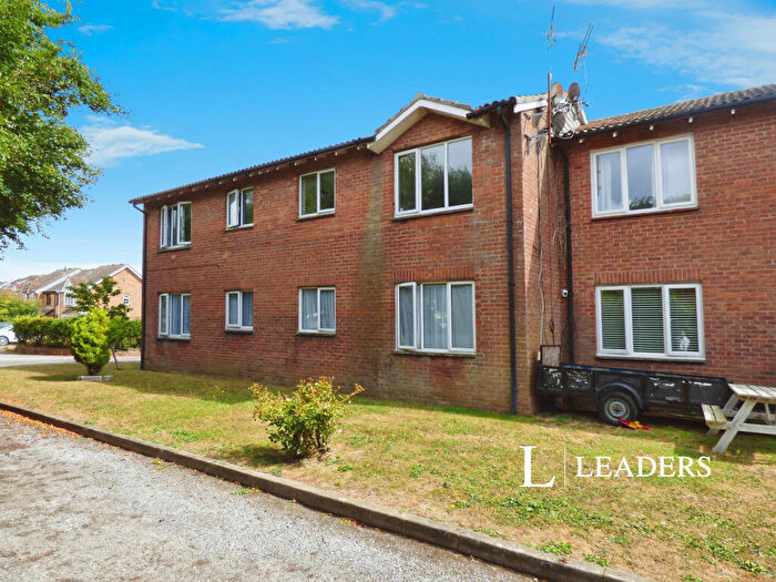 1 Bedroom Flat To Rent In The Saltings, Beaumont Park, Littlehampton, BN17