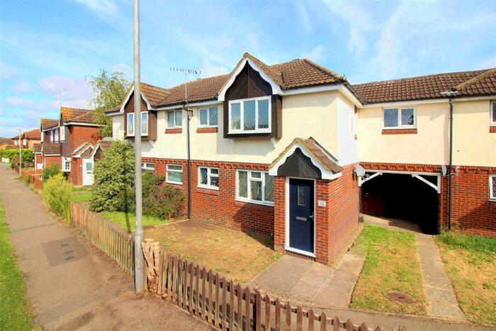 1 Bedroom Maisonette To Rent In Oldhams Meadow, Aylesbury, HP20