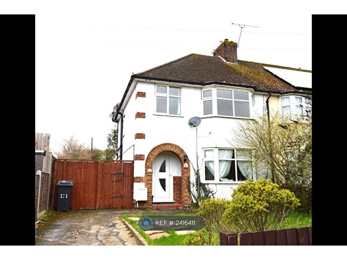 3 Bedroom Semi-Detached House To Rent In Old Hale Way, Hitchin, SG5