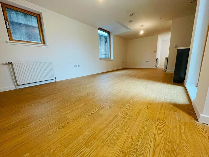 1 Bedroom Flat To Rent In High Street, Dumfries, Dumfries And Galloway, DG1