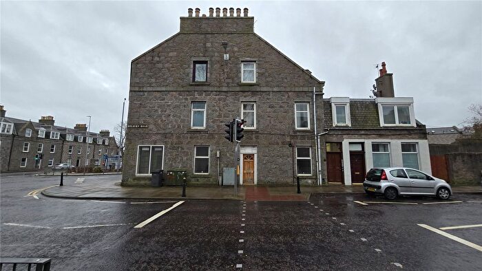 1 Bedroom Flat For Sale In Holburn Road, Aberdeen, Aberdeenshire, AB10