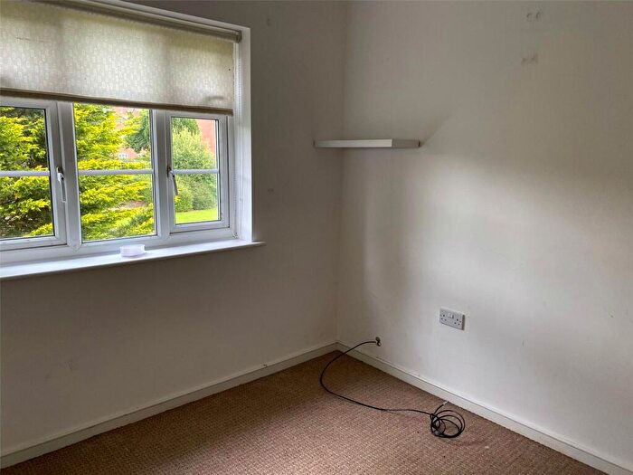2 Bedroom Flat For Sale In Shalemere Court, Atherton, Manchester, Greater Manchester, M46
