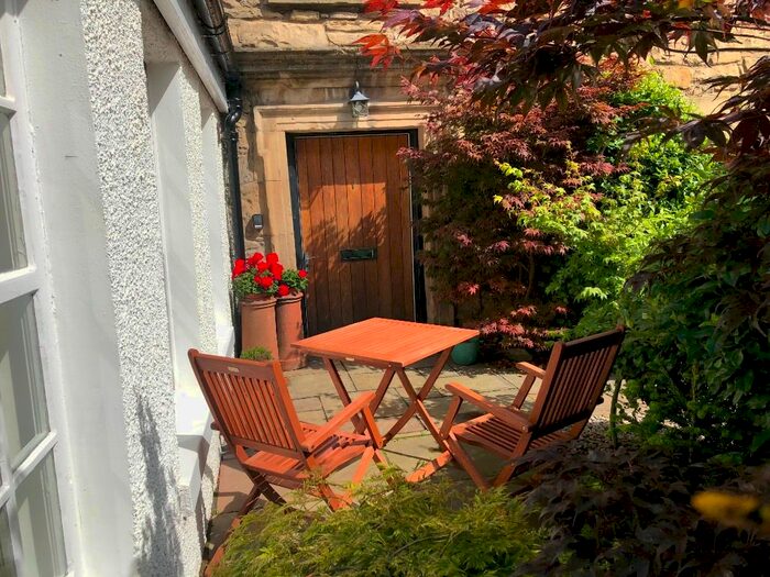 3 Bedroom Mews To Rent In West Silvermills Lane, Stockbridge, Edinburgh, EH3