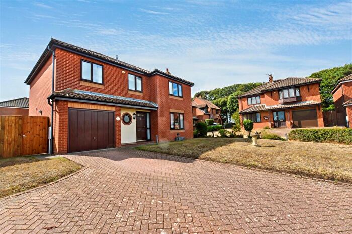 4 Bedroom Detached House For Sale In Campion Way, Sheringham, NR26