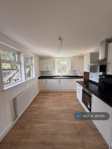 3 Bedroom End Of Terrace House To Rent In Ashleigh Close, Exeter, EX4