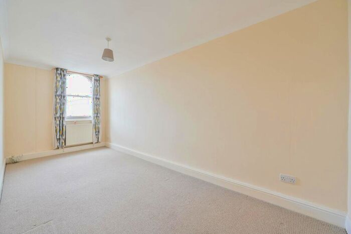 1 Bedroom Flat To Rent In Heber Road, East Dulwich, SE22