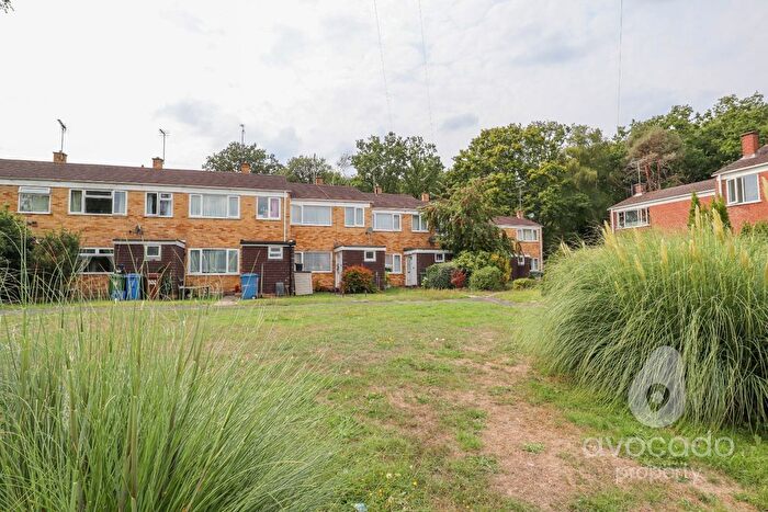 3 Bedroom Terraced House For Sale In Pinewood Park, Farnborough, Hampshire, GU14