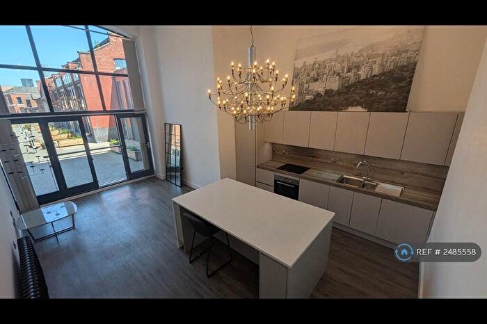 1 Bedroom Flat To Rent In Queens Brewery Court, Manchester, M15