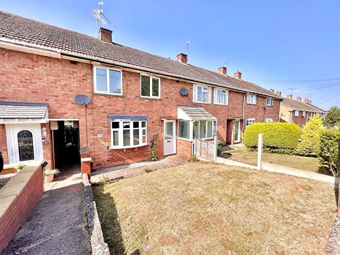 3 Bedroom Terraced House To Rent In Greenlands Avenue, Redditch, B98