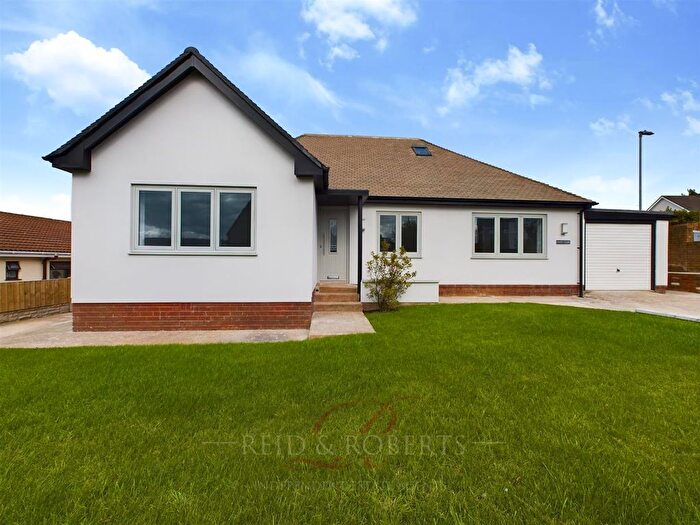 4 Bedroom Detached Bungalow For Sale In Brynhyfryd Cottages, Dyserth Road, Lloc, Holywell, CH8