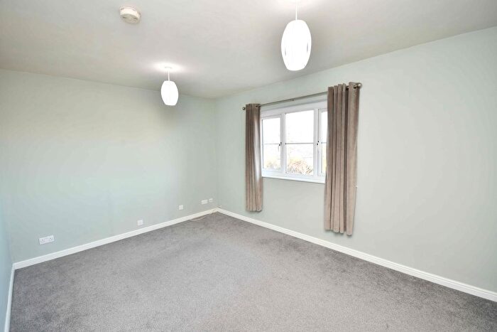 2 Bedroom Flat To Rent In Rowan Grove, Smithton, Inverness, IV2