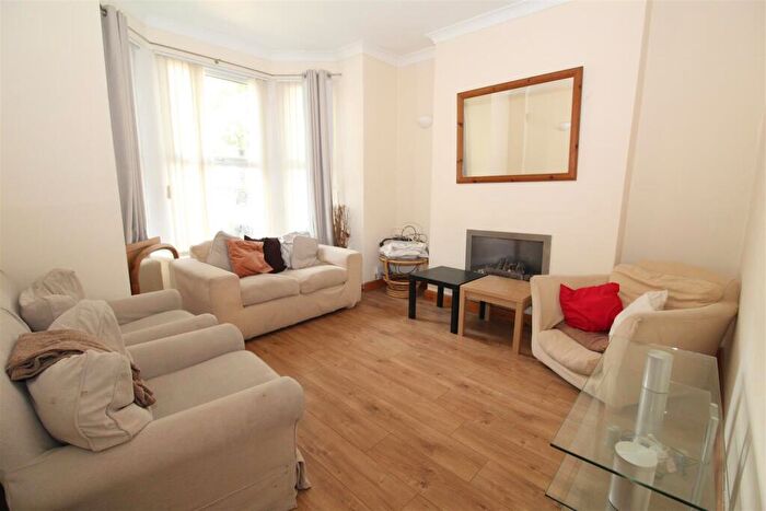 4 Bedroom House To Rent In Cathays Terrace, Cathays, Cardiff, CF24