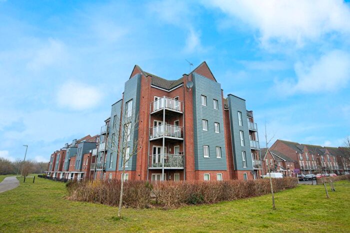 2 Bedroom Flat For Sale In Somers Way, Lakeside, Eastleigh, SO50