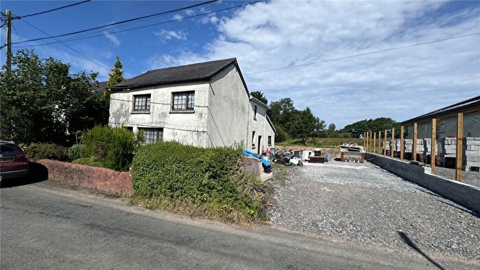 2 Bedroom Detached House For Sale In Heol Ddu, Ammanford, Carmarthenshire, SA18