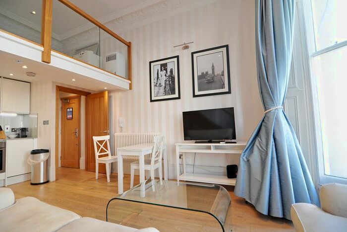 Studio To Rent In Holland Road, Kensington Olympia, London, W14