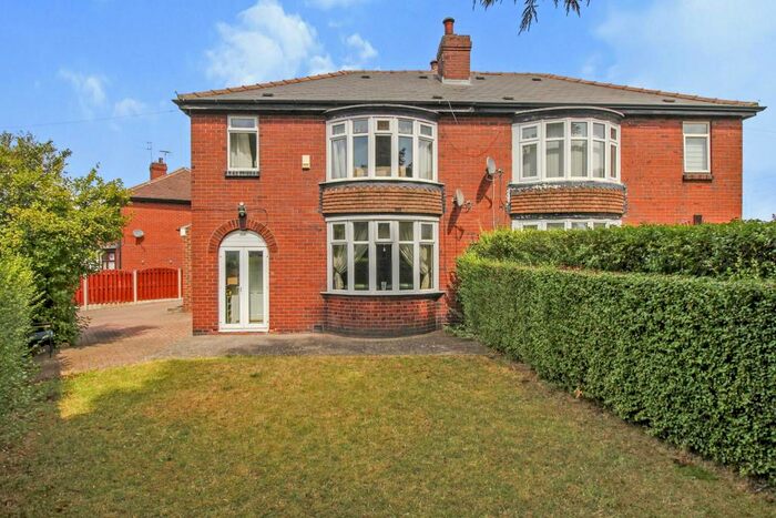 3 Bedroom Semi-Detached House For Sale In St. Lawrence Road, Sheffield, South Yorkshire, S9