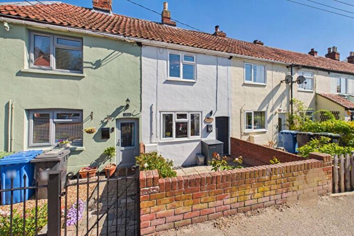 2 Bedroom Terraced House For Sale In Middleton Road, Sudbury, CO10