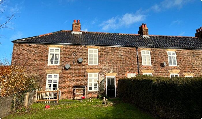 2 Bedroom Terraced House To Rent In Cokers Hill, NR22