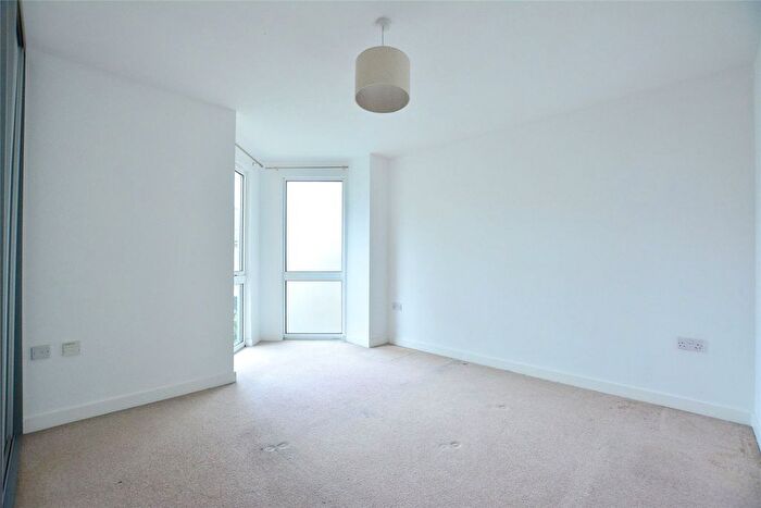 1 Bedroom Flat To Rent In William Court, Greenwich High Road, Greenwich, London, SE10